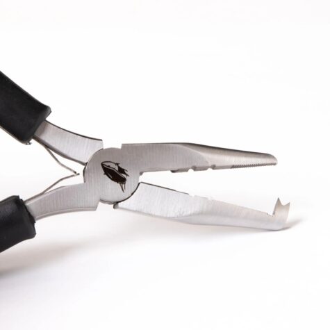 Close-up of open Falkor split ring pliers jaws highlighting the internal wire cutters, serrated gripping teeth, and split ring hook.